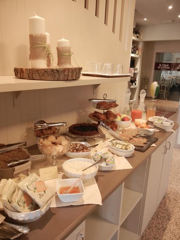 Hotel Le Vigne Di Corvino Casteggio Eksteriør billede