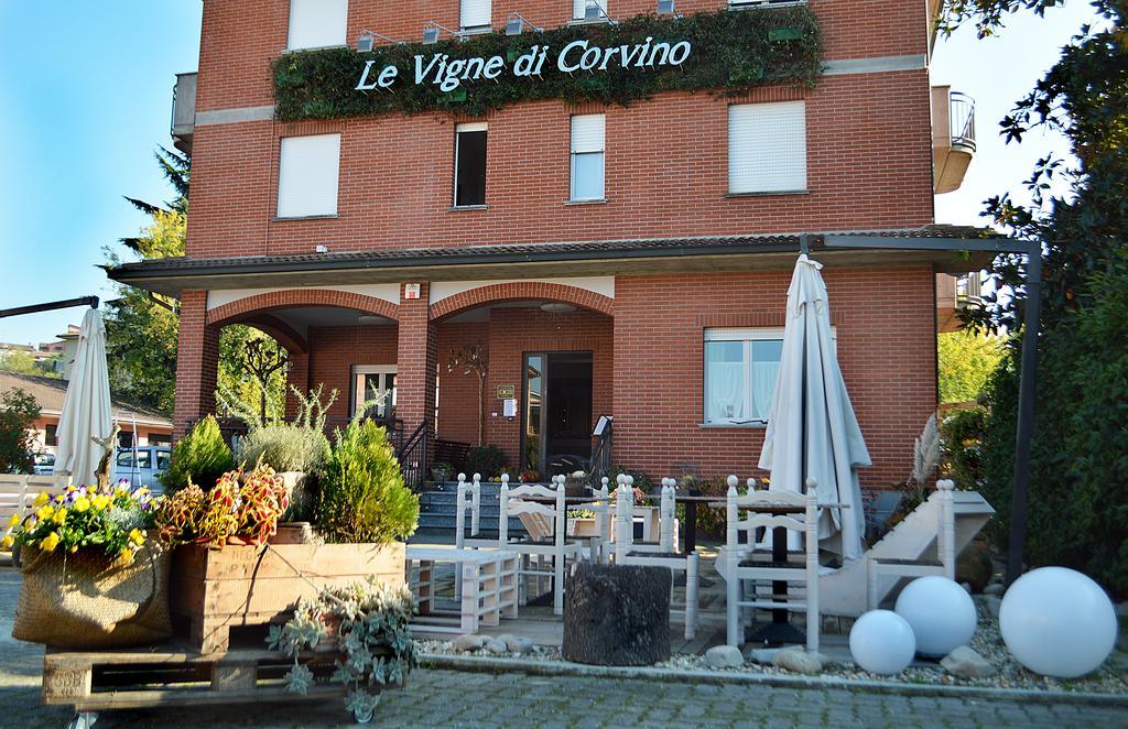 Hotel Le Vigne Di Corvino Casteggio Eksteriør billede