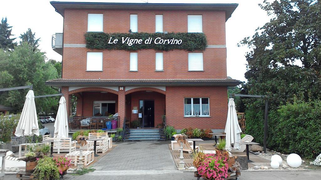 Hotel Le Vigne Di Corvino Casteggio Eksteriør billede