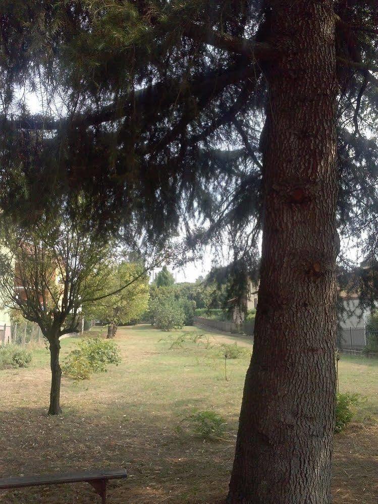 Hotel Le Vigne Di Corvino Casteggio Eksteriør billede